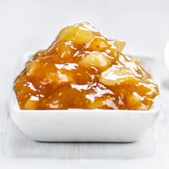 Figs and almond jam