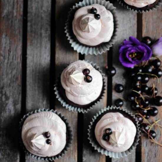 Chocolate Blackcurrant Cupcakes