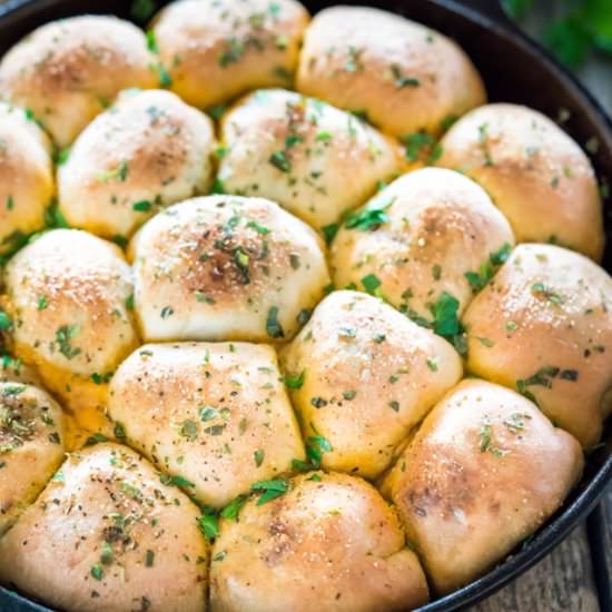 Cheddar Beef Skillet Pull Apart Bread