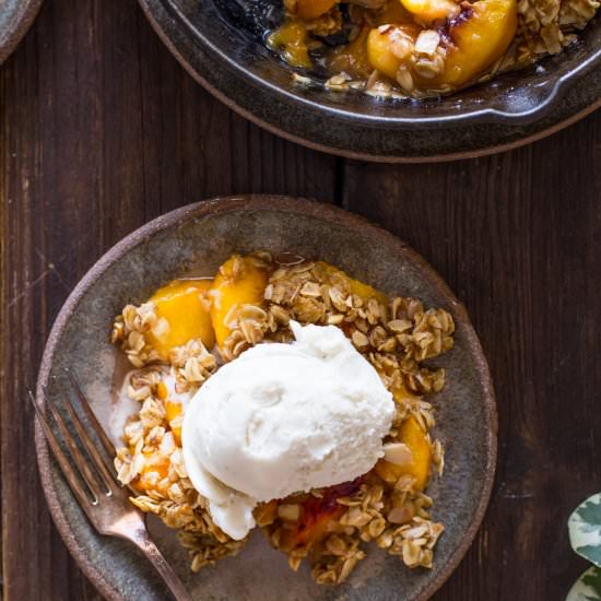 Easy Skillet Peach Crisp