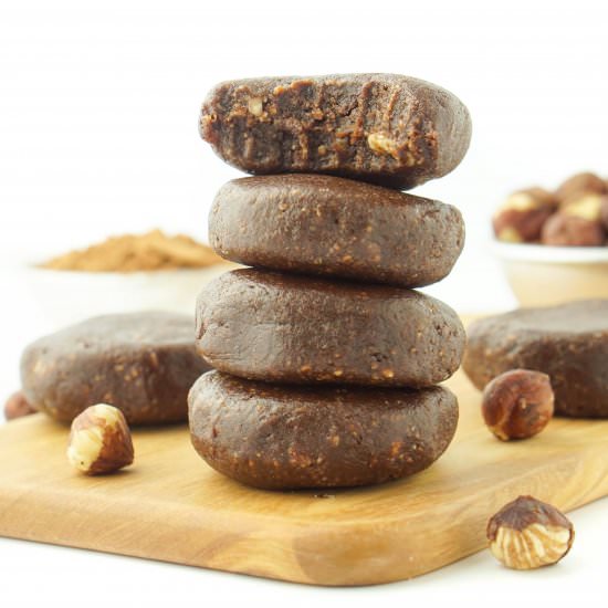 Raw Chocolate Hazelnut Cookies