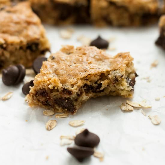 Cherry Chocolate Oatmeal Cookie Bar