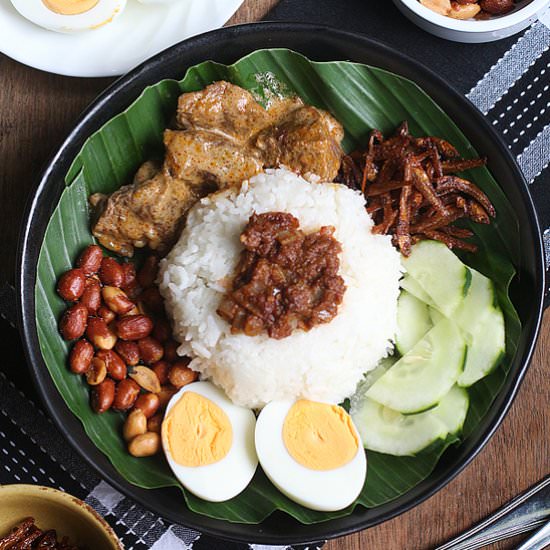 Nasi Lemak with Beef Rendang