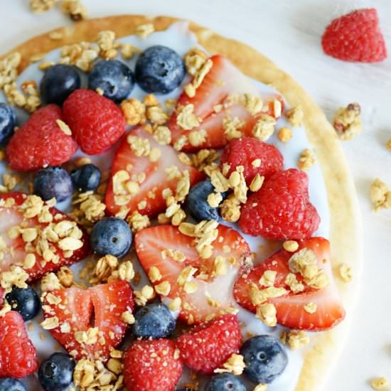 Yogurt Fruit Breakfast Pizza