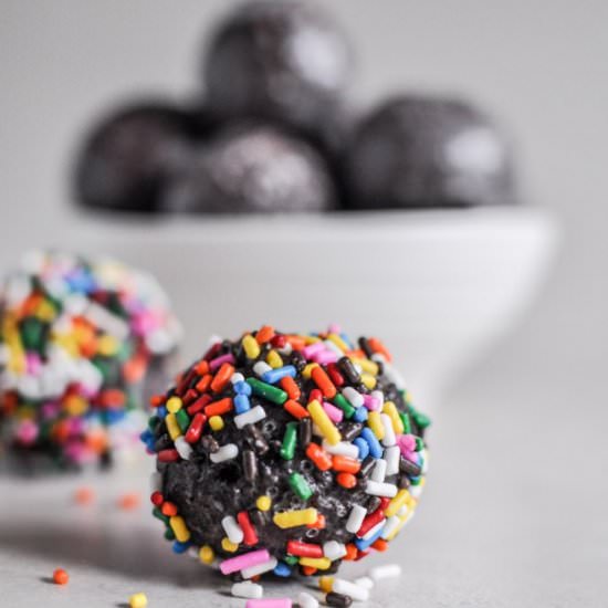 Chocolate cake donut holes