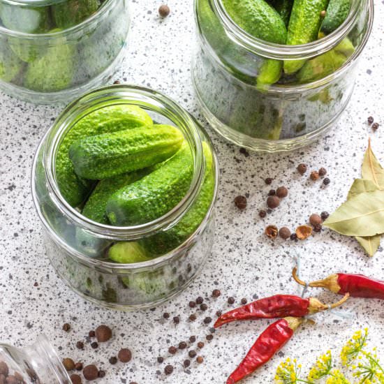 spicy sweet & sour dill pickles