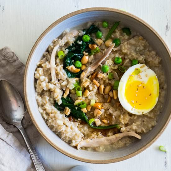 Savory Oatmeal with Chicken and Spi