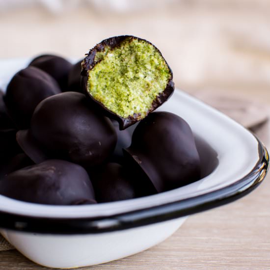 Peppermint Matcha Truffles