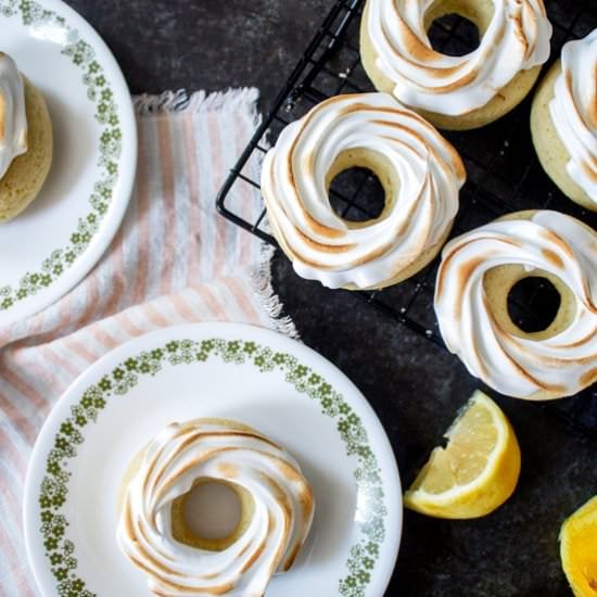 Lemon Meringue Donuts