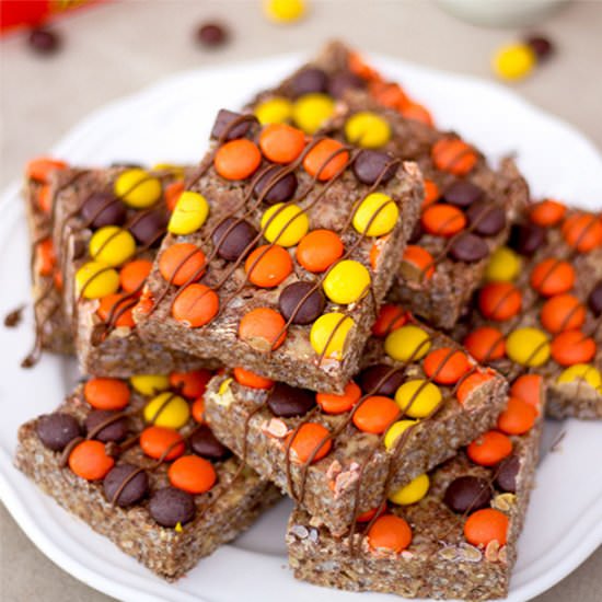 Reese’s Pieces Crispy Squares