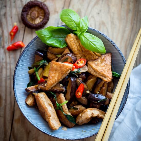 Braised Tofu with Chinese Mushroom