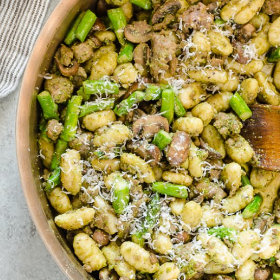 Pesto Gnocchi with Sausage