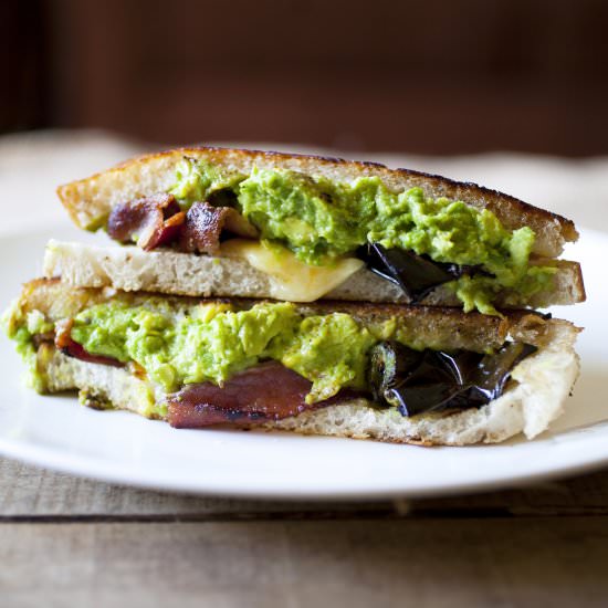 Roasted Jalapeño Sandwich