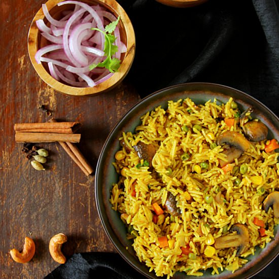 Mushroom, Corn and Peas Pulao