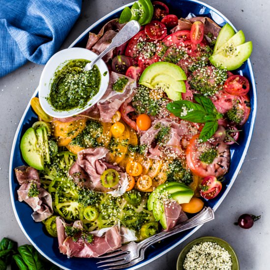 Heirloom Tomato, Prosciutto & Pesto
