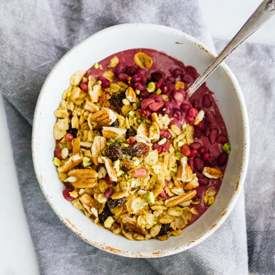 5-Minute Fall Acai Bowls
