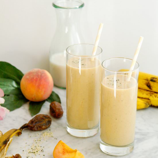 Simple Peach and Date Smoothie