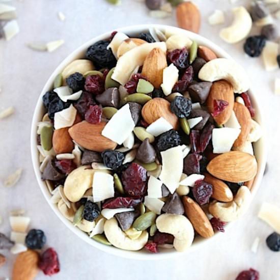 Indulgent Berry & Coconut Trai Mix
