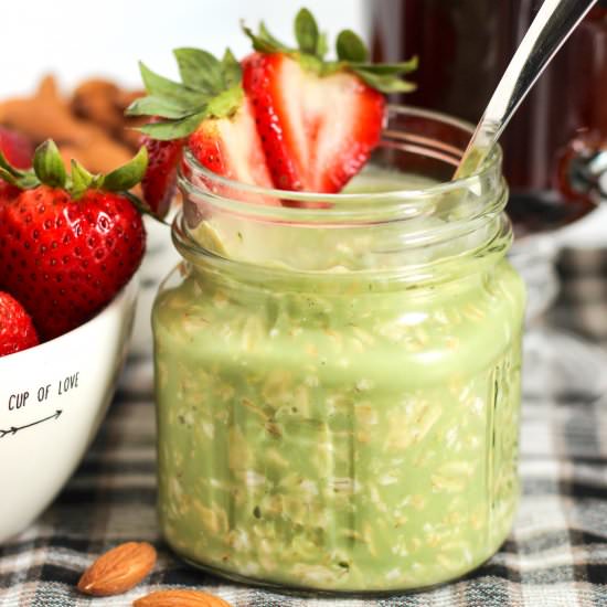 Healthy Matcha Tea Overnight Oats