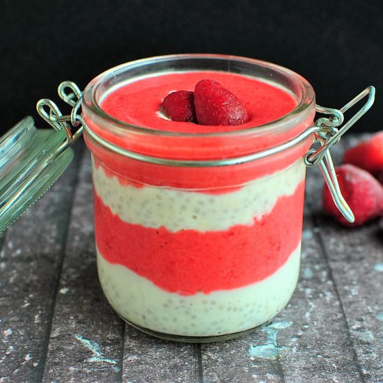 Strawberry Overnight Oats