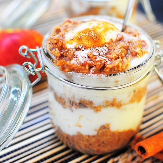 Apple Crumble Overnight Oats