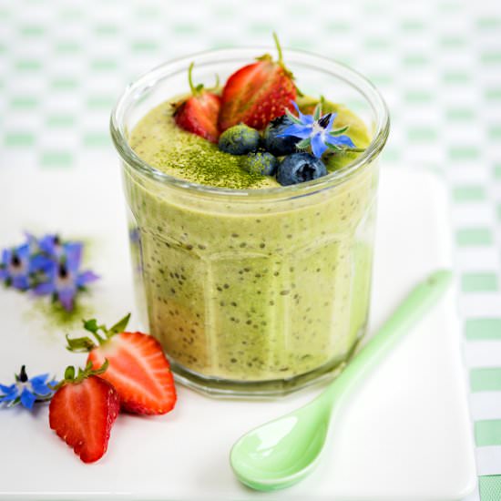 Matcha overnight oats