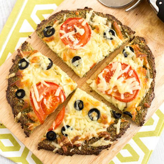 Low-carb Broccoli Pizza Crust
