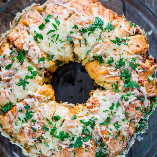 Easy Sausage-Pesto Ring