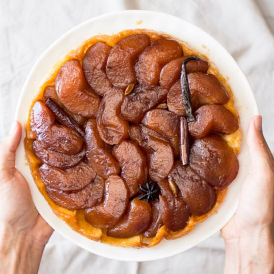 Vegan tarte tatin