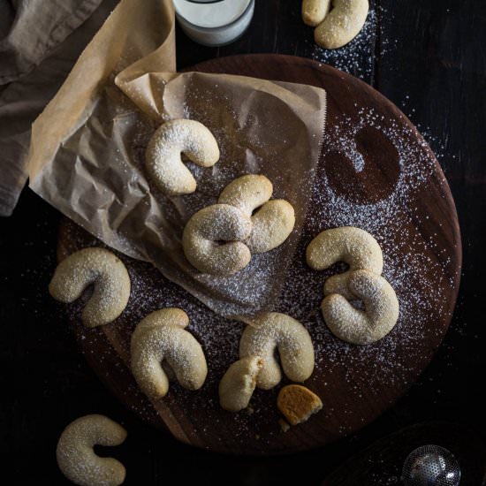 Almond Crescent Cookies