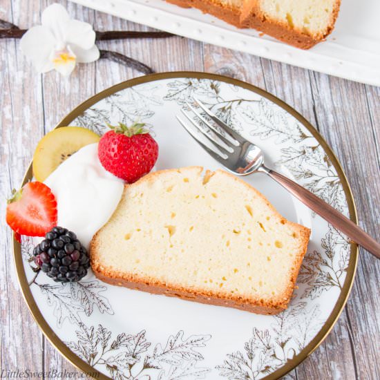 Vanilla Bean Pound Cake