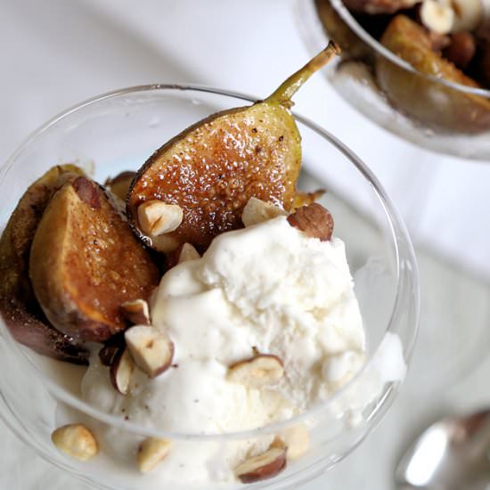 Spiced Roasted Figs Dessert
