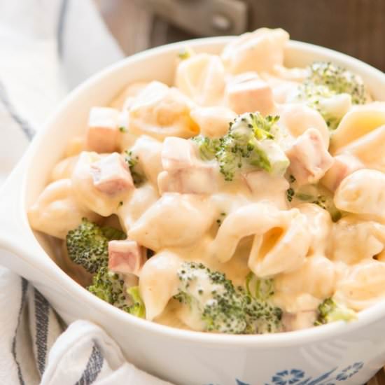 Ham & Broccoli Macaroni & Cheese
