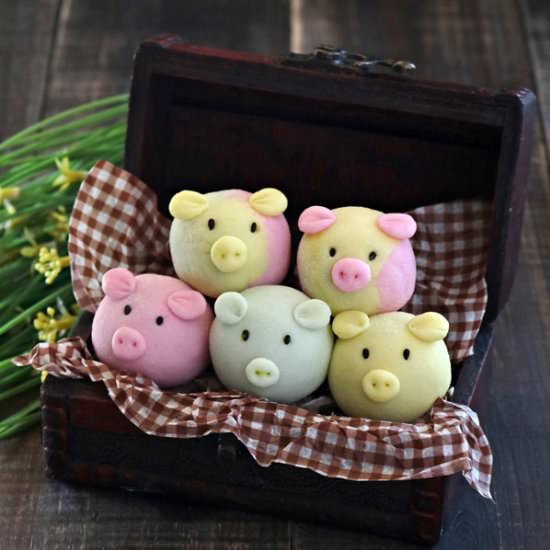 Handmade Snowskin Piggy