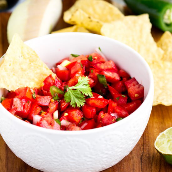 Fresh Homemade Tomato Salsa