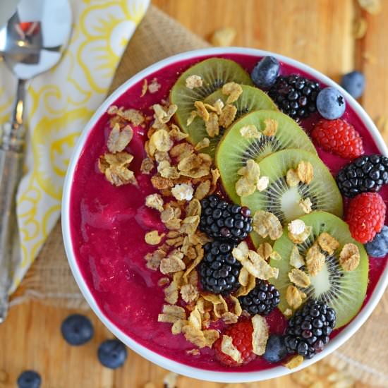 Beet Smoothie Bowl