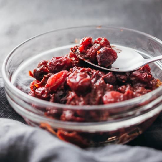 Easy Homemade Cranberry Sauce