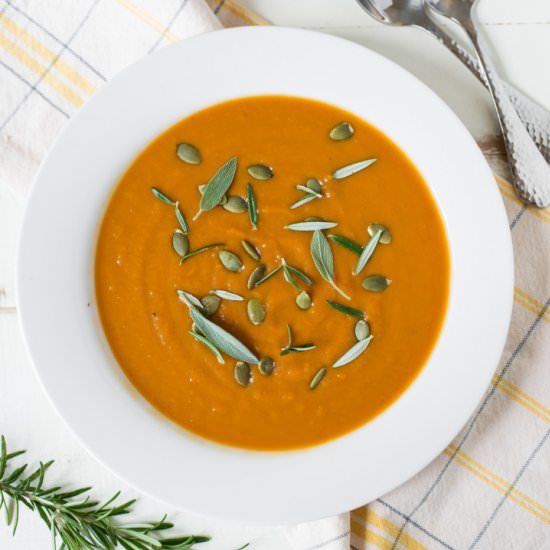 Slow Cooker Tuscan Pumpkin Soup