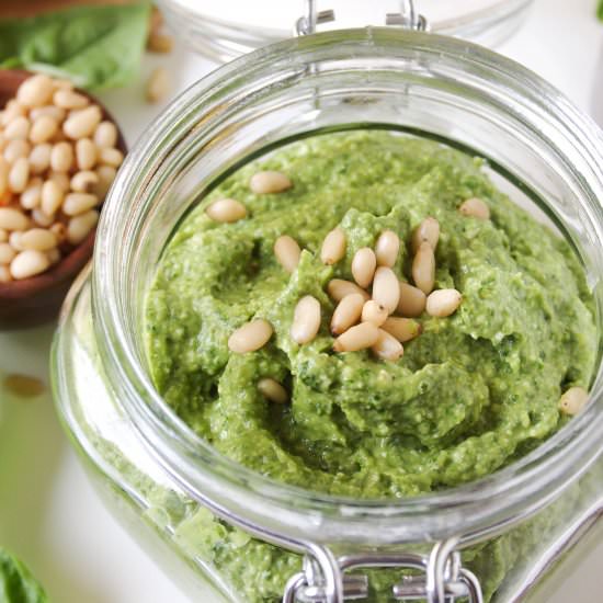 Healthy Avocado Basil Pesto