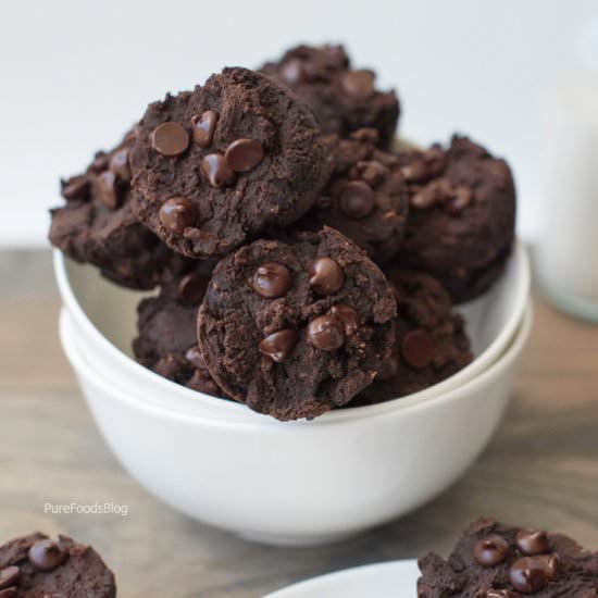 Super fudgy banana protein muffins