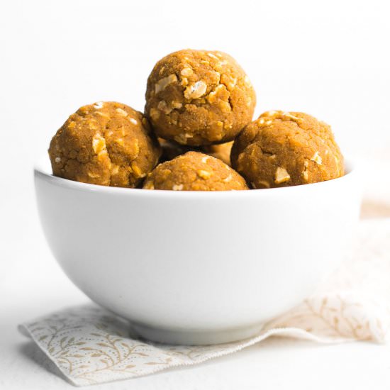 Pumpkin Spice Latte Energy Bites