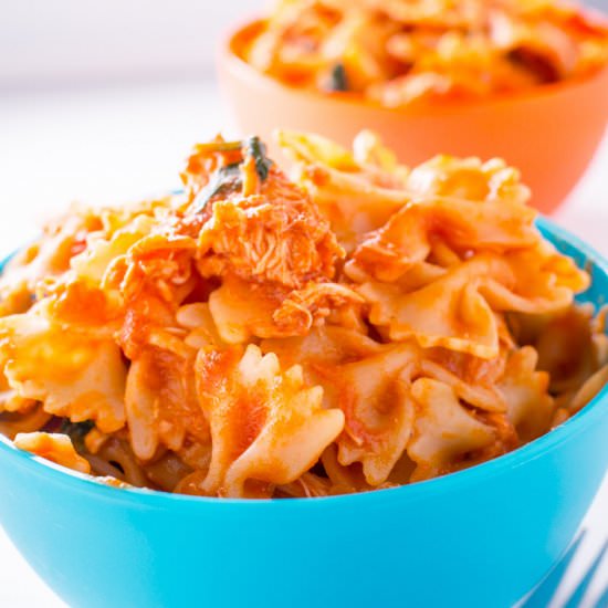 Chicken basil pasta sauce