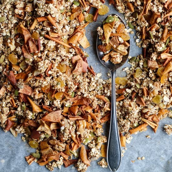 Apple-rosemary granola