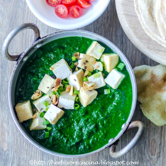 Palak Tofu | Spinach and Tofu Curry