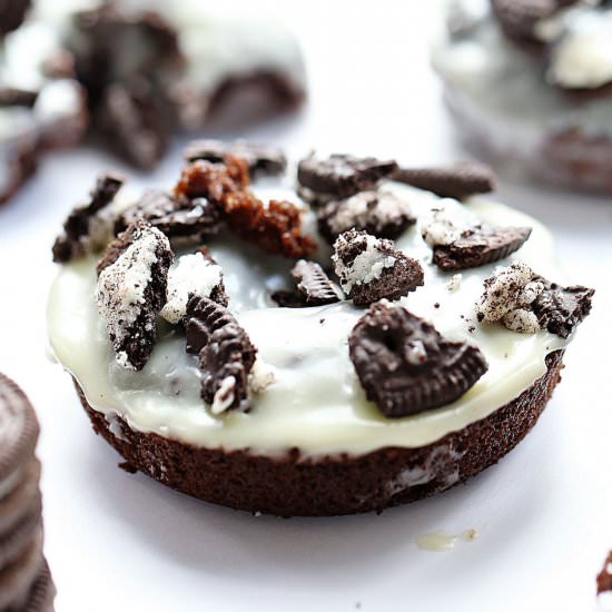 Oreo Donuts + White Chocolate Glaze