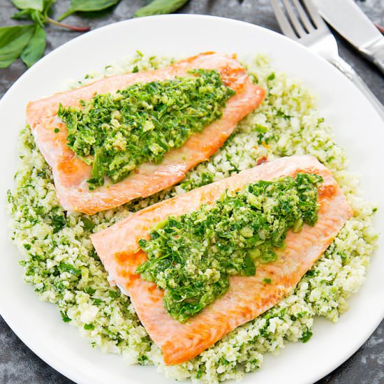 Pesto Cauliflower Rice Salmon