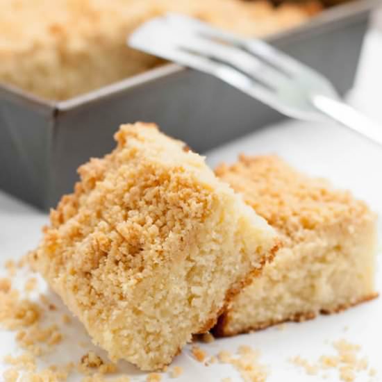 Lemon Ricotta Crumb Cake