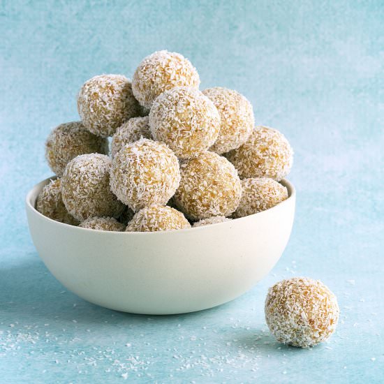 Sweet Coconut & Apricot Balls