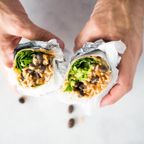 Healthy and vegan Mexican burritos