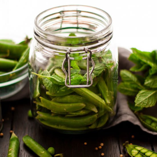 Pickled Sugar Snap Peas with Mint